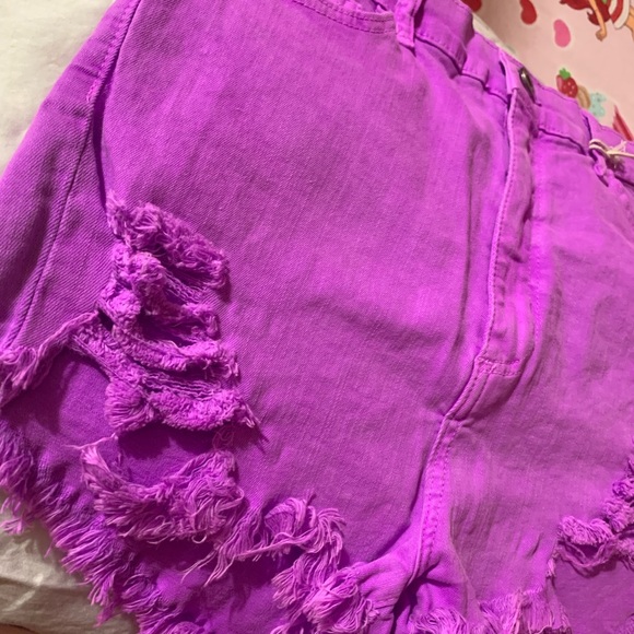 Aphrodite Purple high rise jean shorts- NWT - Picture 4 of 8